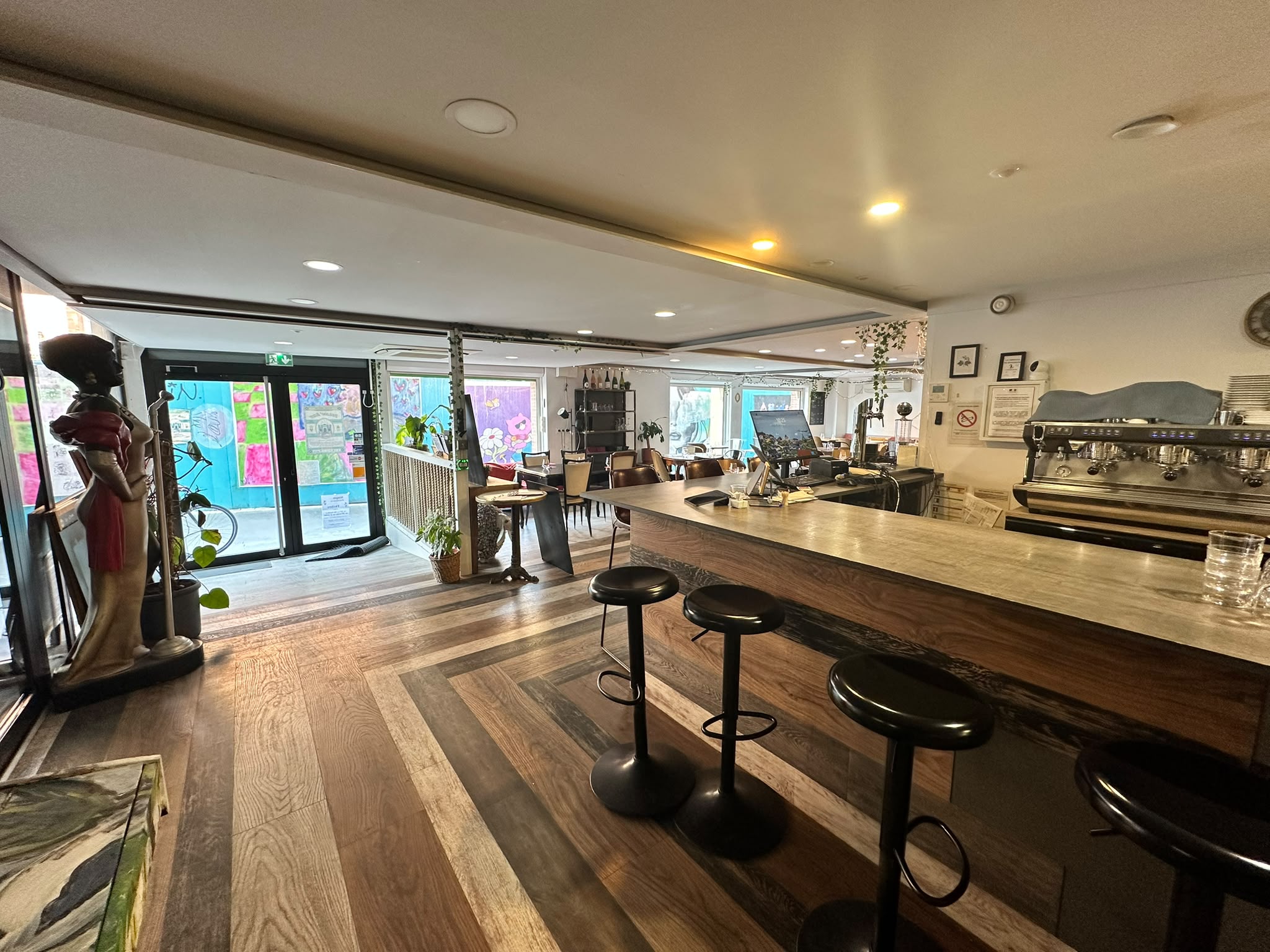 CASI Food — préparation en cuisine, service à emporter